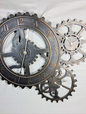 3 Dial AA Battery Operated Vintage Like New Bronze Finish "Steampunk" Wall Clock
